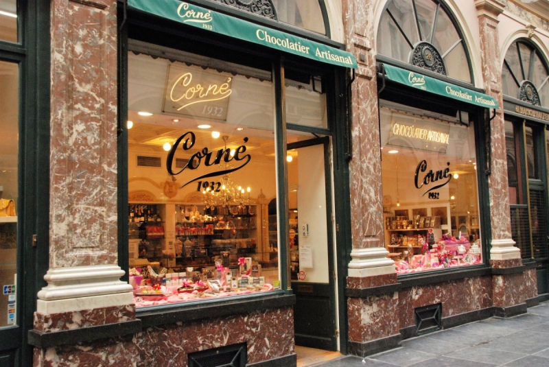 ecommerce-FIGANIERES-min_chocolate_chocolaterie_shop_luxury_chic_gallery_brussels_belgium-558146